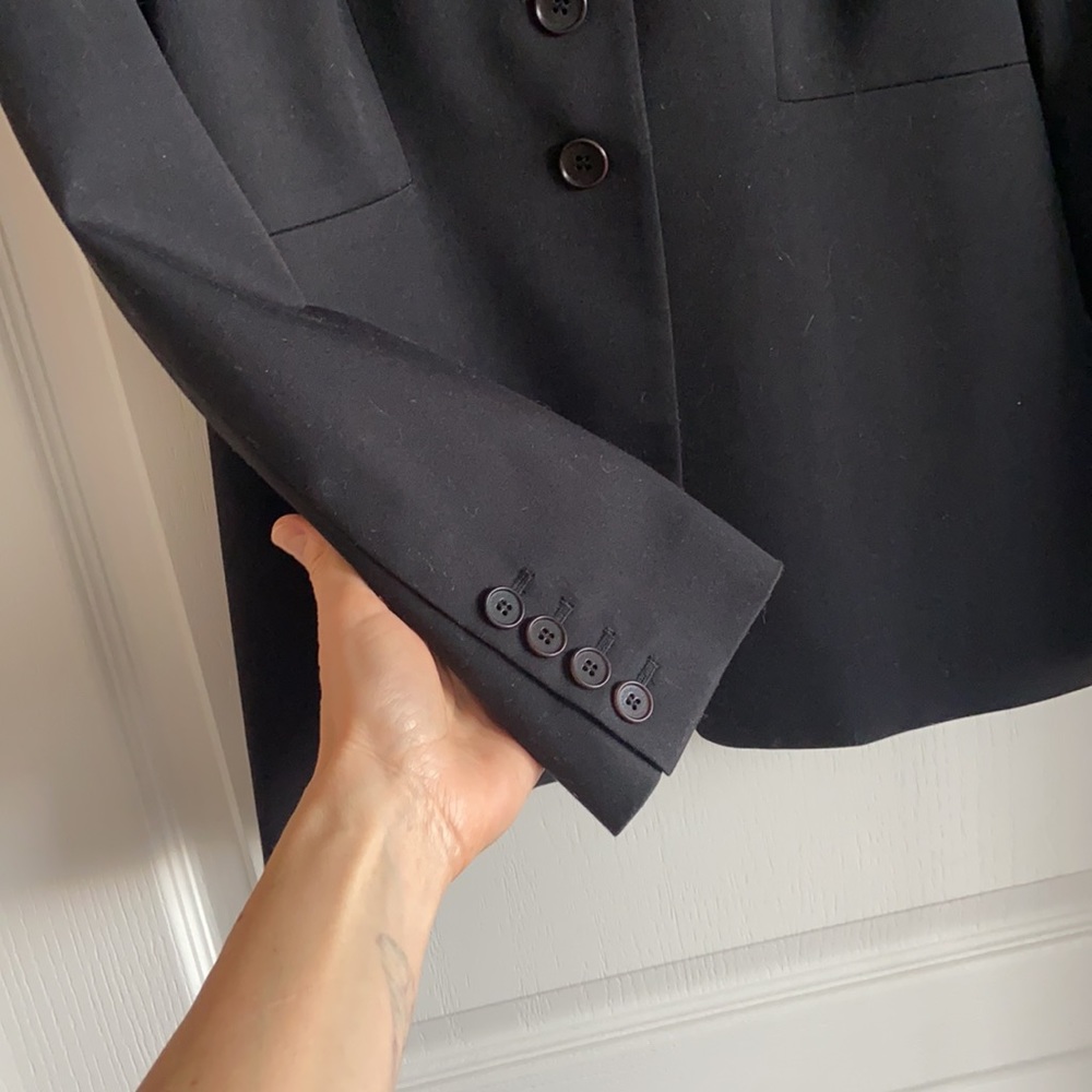 Blazer - Picture 3 of 4